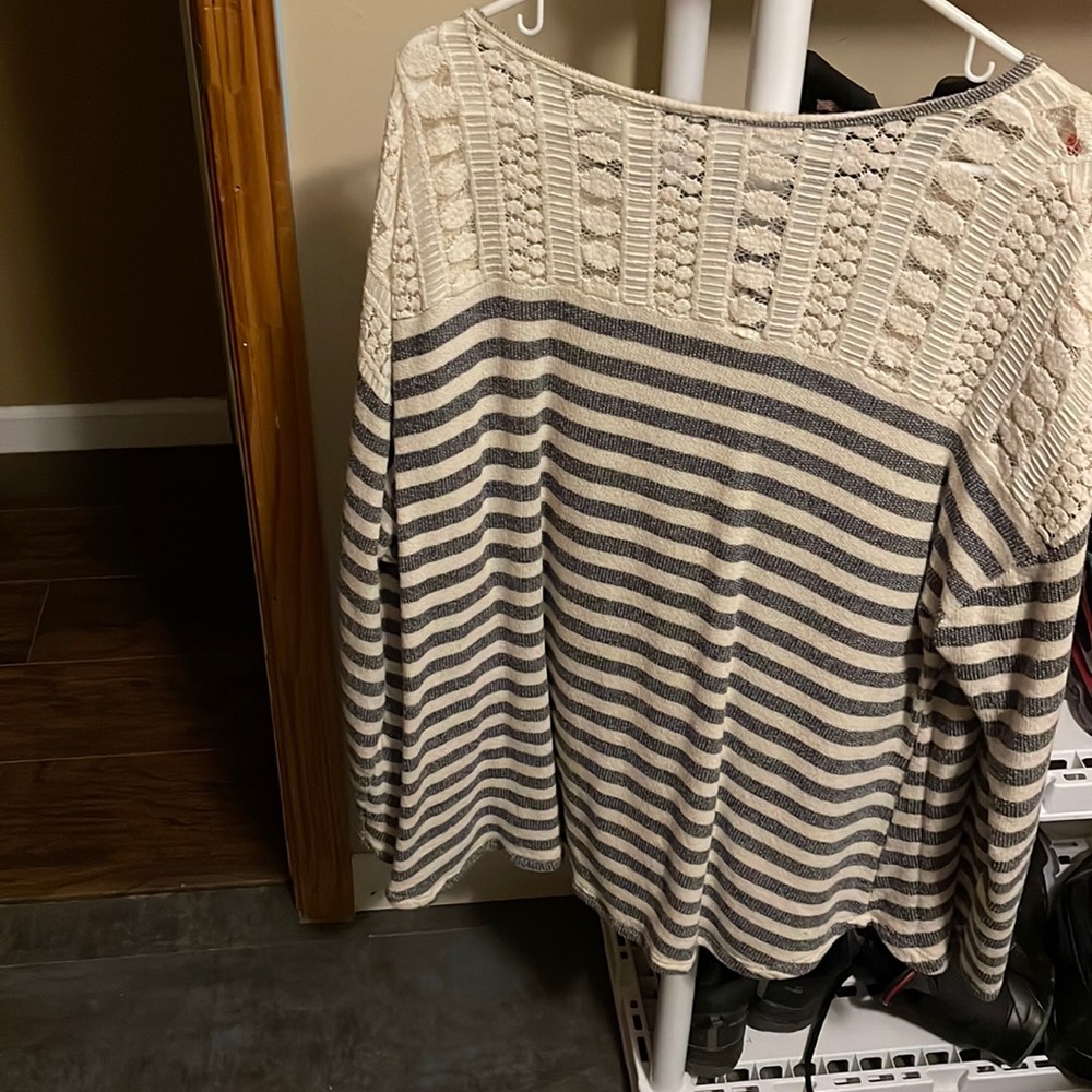 It’s size 22/24 brand avenue wore it a few times